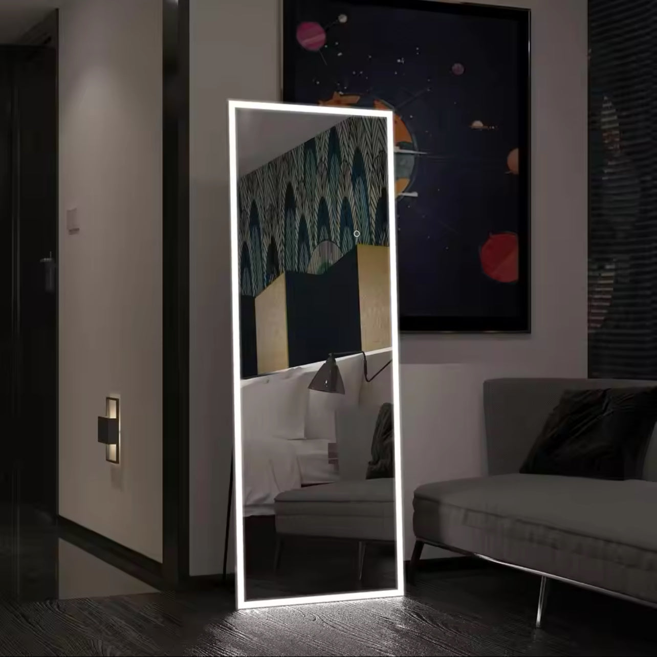 Glow mirror